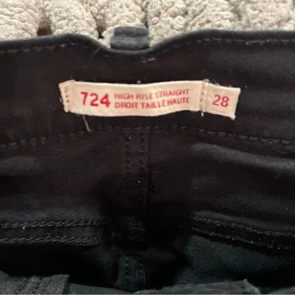 Levi’s Premium 724 High Rise Straight Black Jeans - Picture 2 of 7